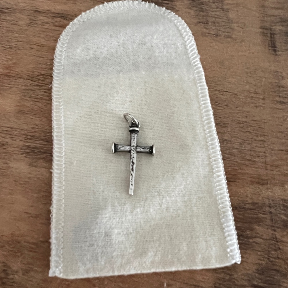 Men’s Nail James Avery Cross
